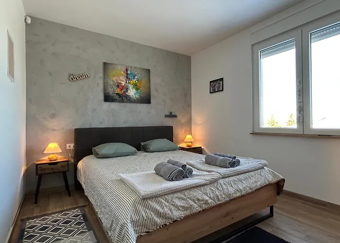 Lola Hill House Дом отдыха *